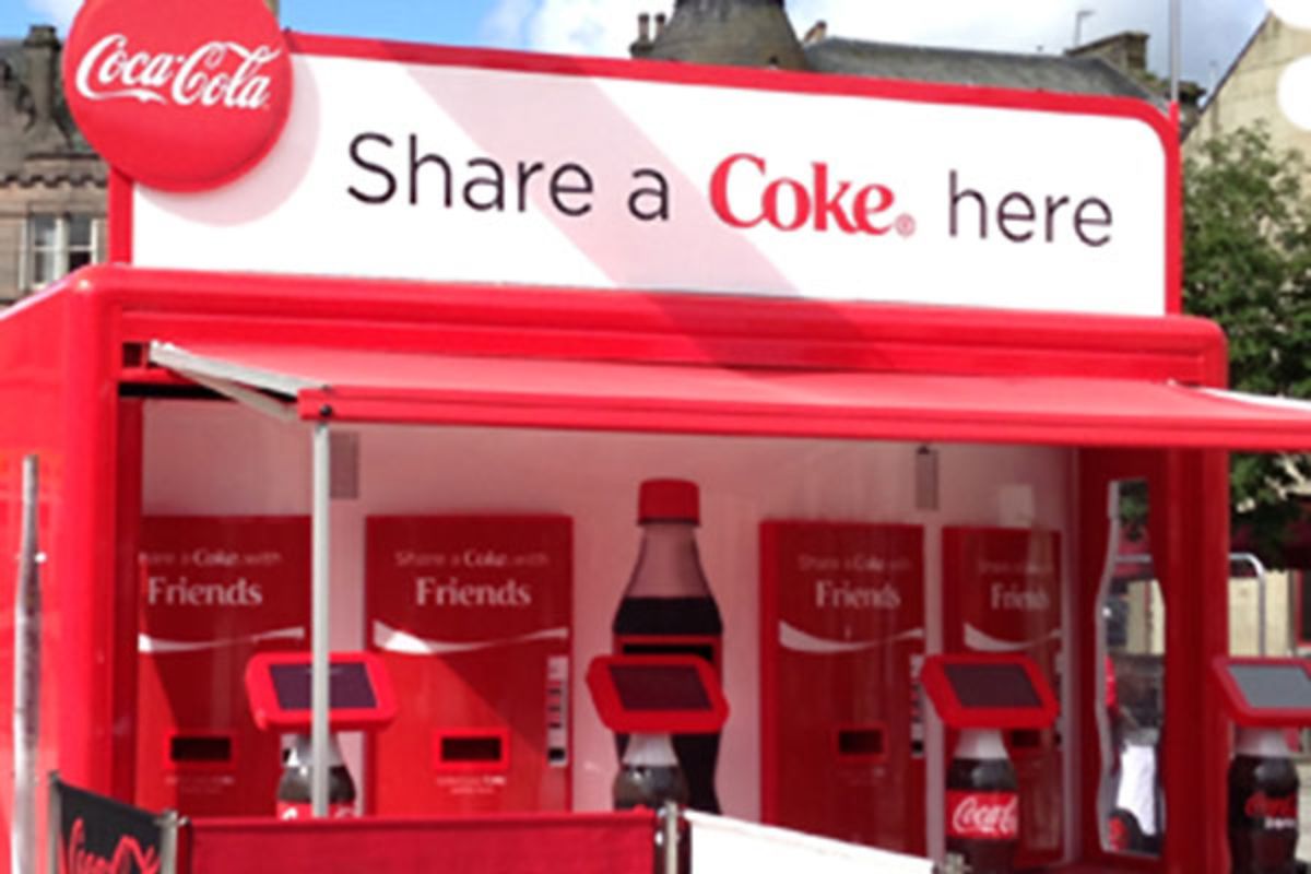 Share a Coke thu hút nhiều người tiêu dùng tham gia với hơn 12 triệu bài đăng