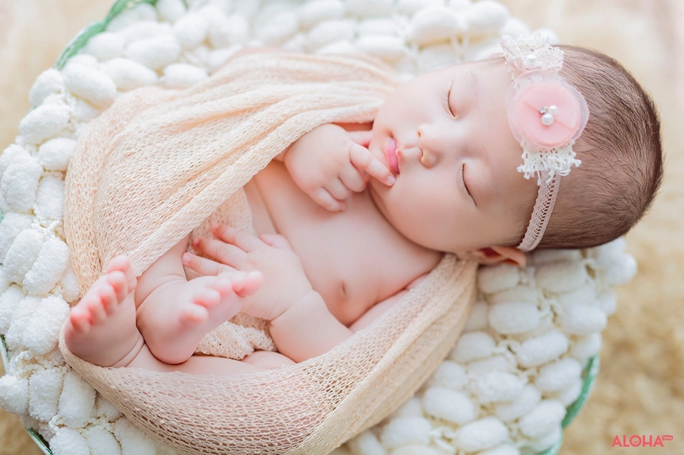 60+ cách đặt tên con gái lót chữ Nhã hay, ý nghĩa, độc đáo