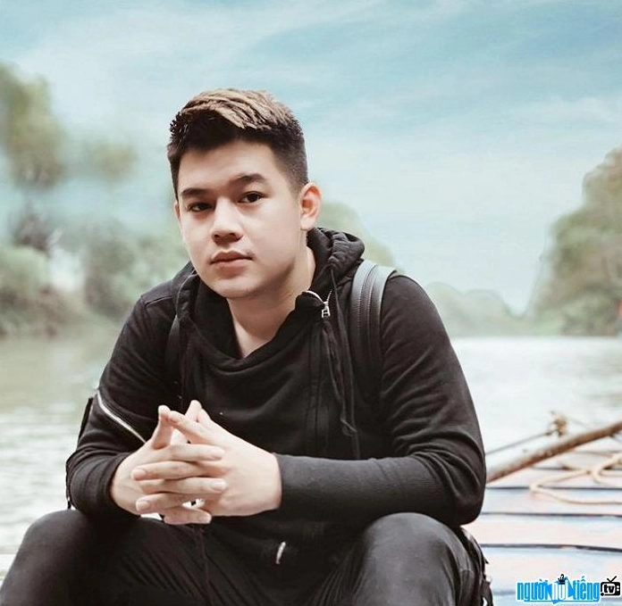Ảnh của Long Chun