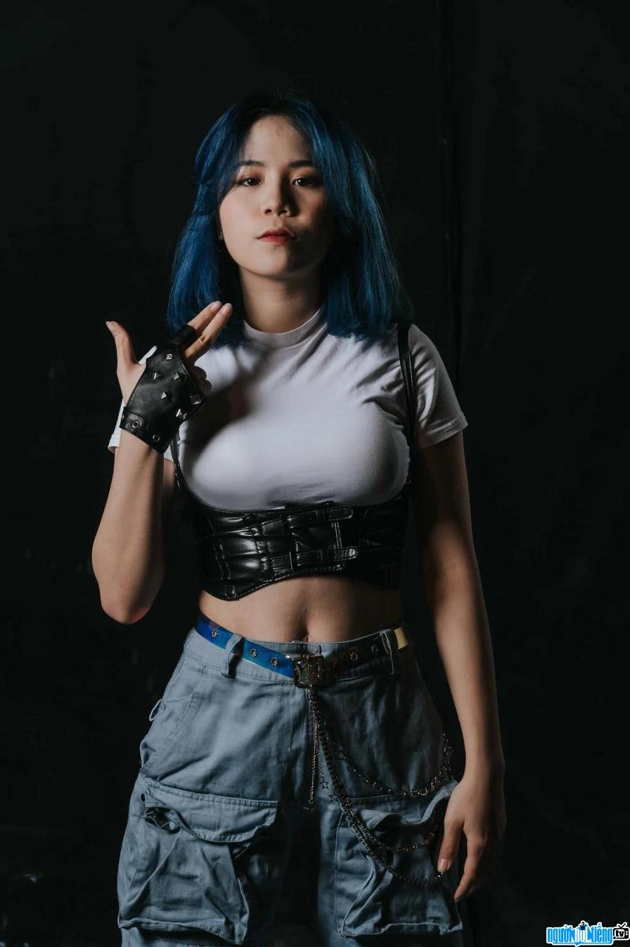 Ảnh Youtuber Mèo Simmy 3