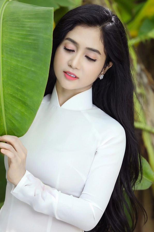Ca sĩ Phương Anh Bolero