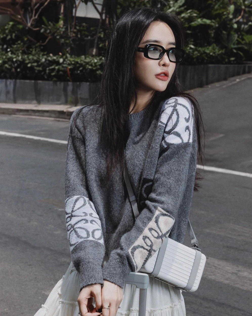 Chìm đắm trong nâng chén tiêu sầu Bích Phương lắng đọng