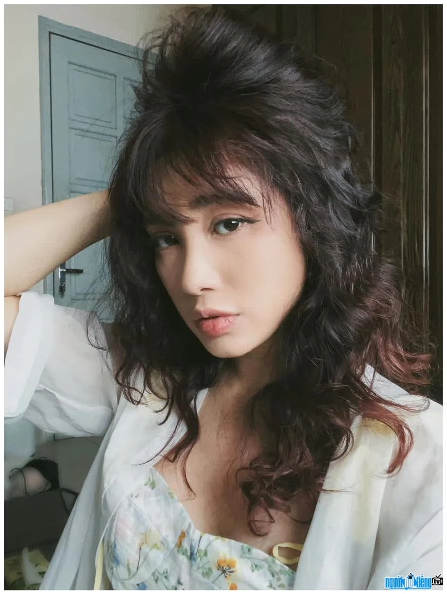 Cô nàng Mây Bồng Bềnh sở hữu nhan sắc xinh đẹp, thu hút.