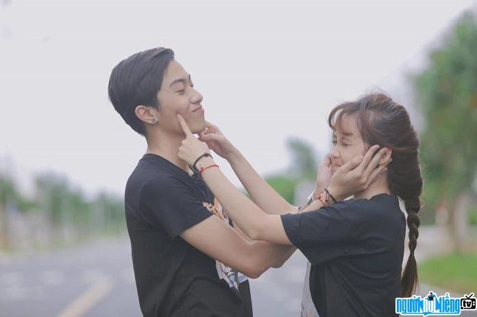 Cris Phan và bạn gái Mai Quỳnh Anh