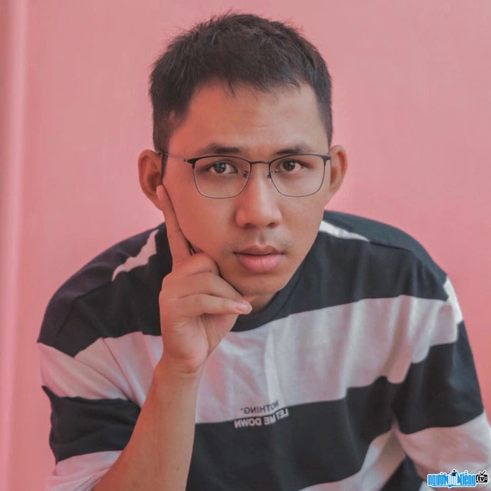 Davo's Lingo - Ngôi sao TikTok người Việt