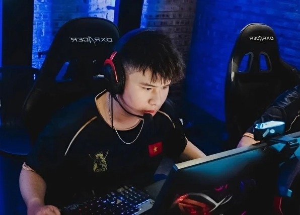 Dev Nguyễn lột xác thành streamer triệu view - Bí mật nào đằng sau?