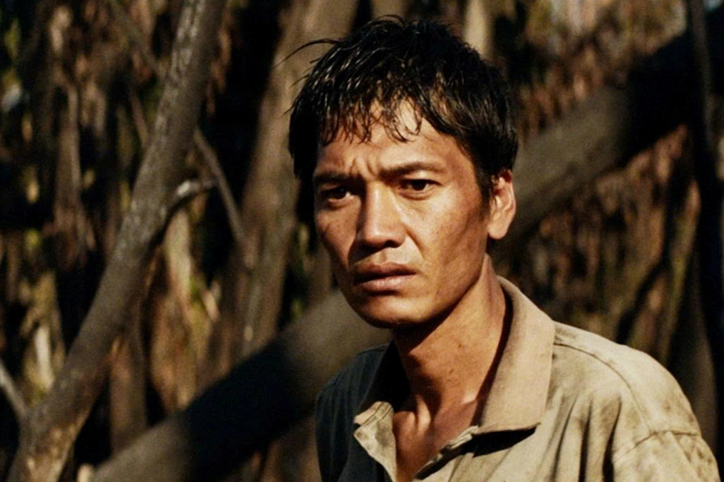 Diễn viên Hoàng Long trên phim trường