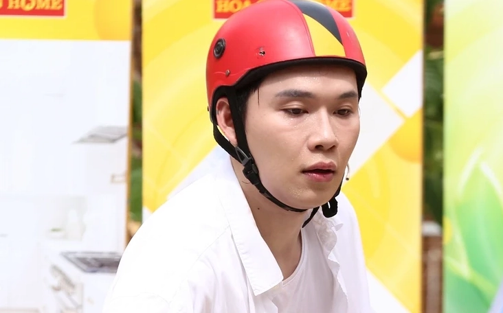 Diễn viên Quang Trung trong một khoảnh khắc xúc động