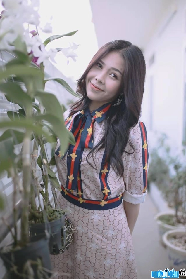 Elsa Nguyễn xinh đẹp dịu dàng tựa tiên nữ
