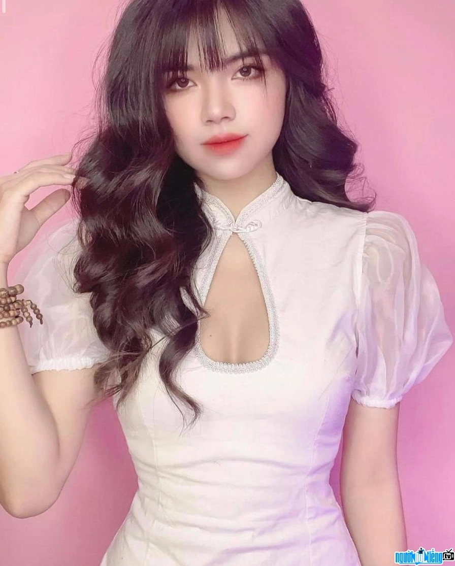Hình ảnh chân dung của streamer Mai Dora.