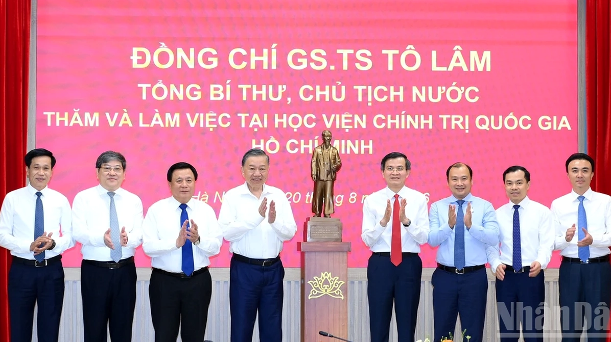Hình ảnh minh họa một nhân vật được yêu mến, gợi liên tưởng đến 'Bác Gấu'