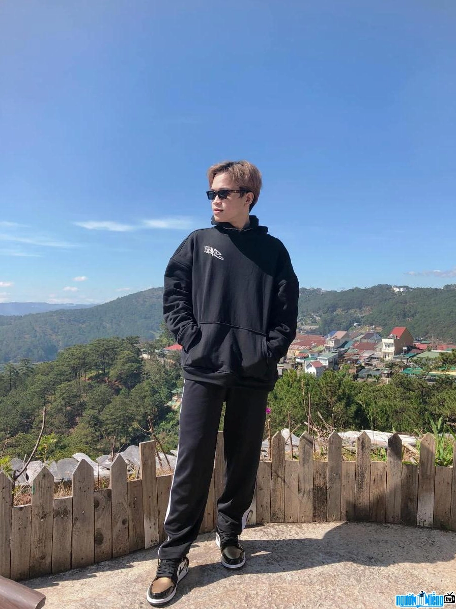 Hình ảnh mới nhất của youtuber Huy Noob