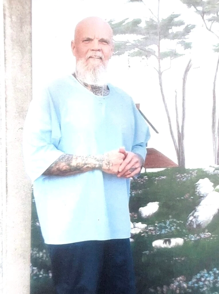 Hình ảnh nhân vật Frank Perkins tại nhà tù