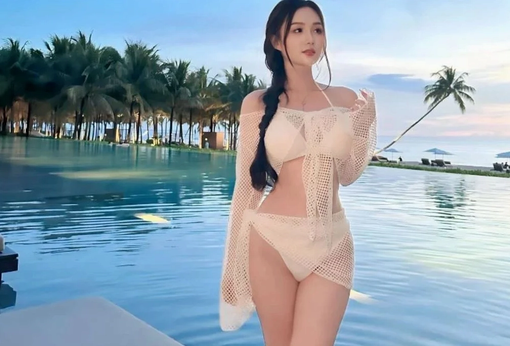 Hình ảnh Phan Ngọc Anh Thư với phong cách trẻ trung