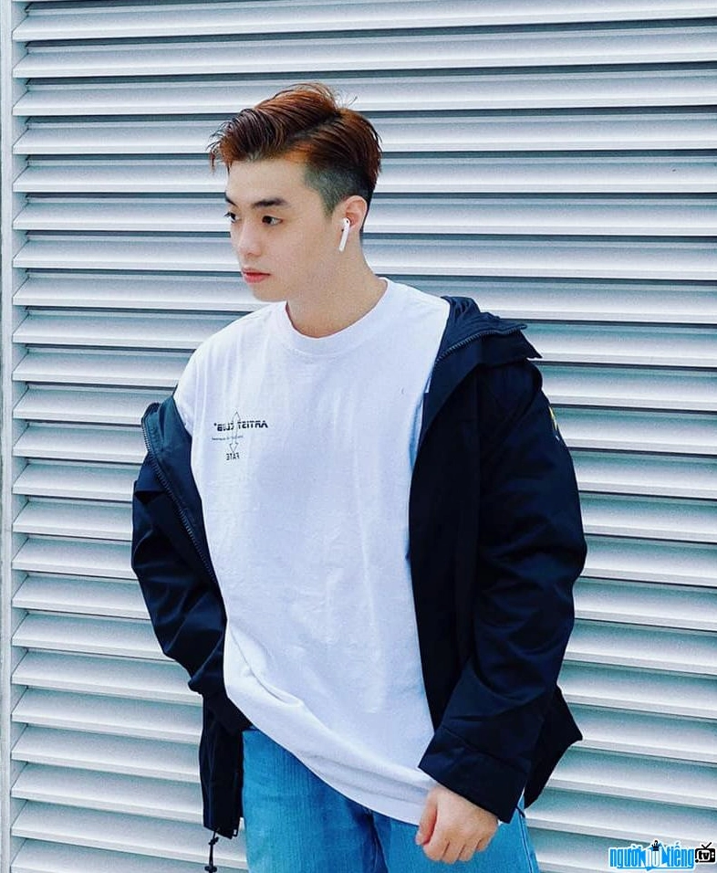 Hình ảnh Rapper Negav điển trai năng động