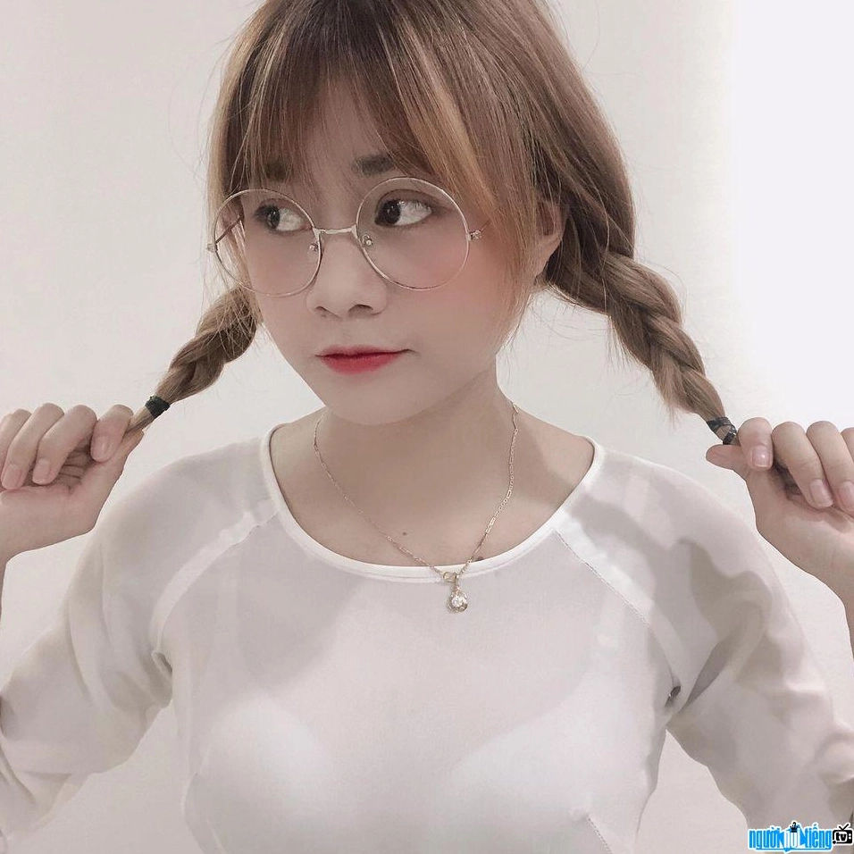 Hình ảnh Tiểu Ngáo xinh đẹp dịu dàng