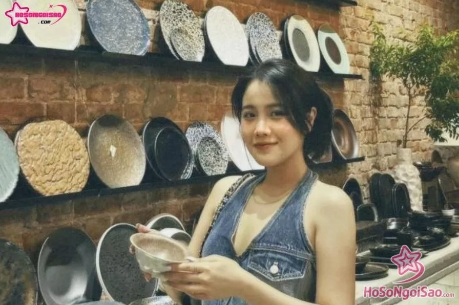 Hoàng Anh Ốc là ai? Cô gái xinh đẹp và tài năng