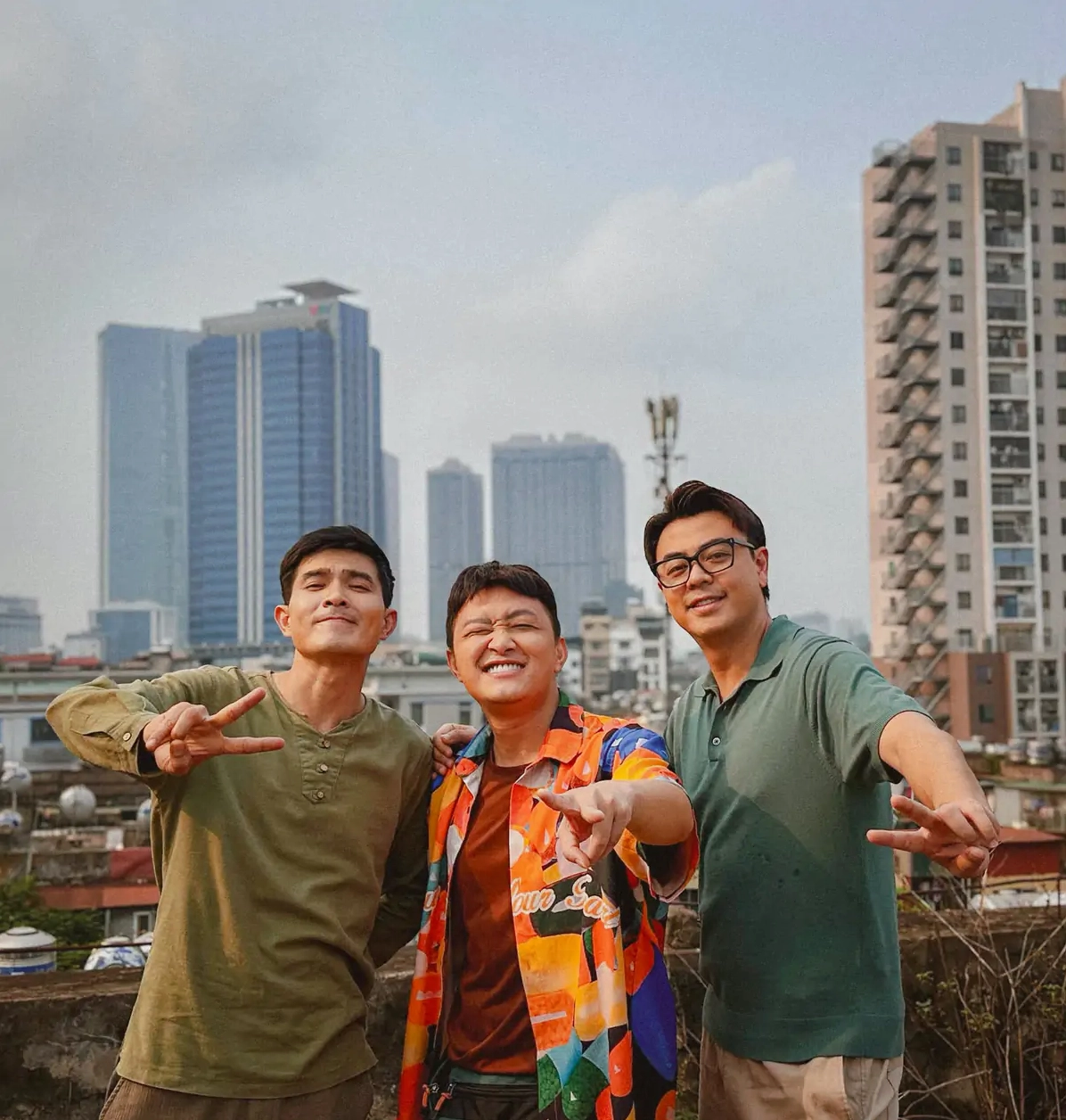 Hoàng Du Ka với ánh nhìn đầy biểu cảm