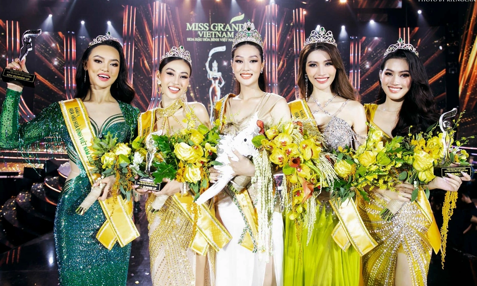 Khoảnh khắc đăng quang của Đoàn Thiên Ân