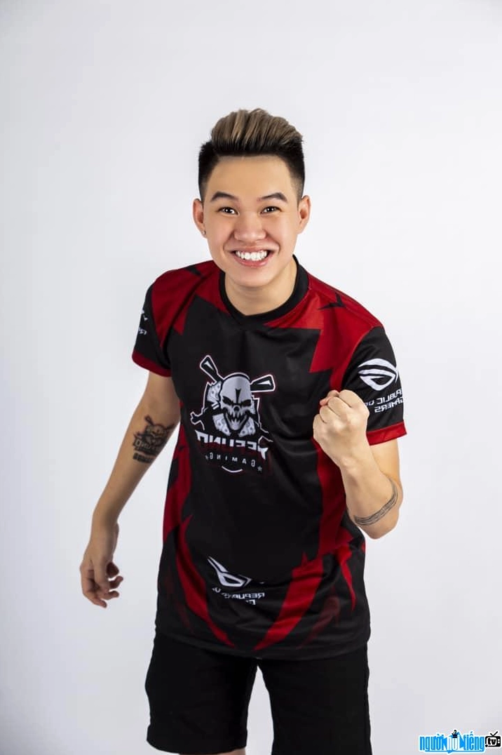 Lâm Đình Khoa - Rambo: Game thủ và streamer tài năng