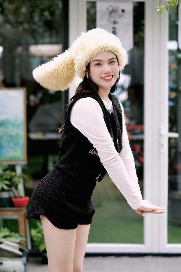 Linh Miu với phong cách thời trang ấn tượng