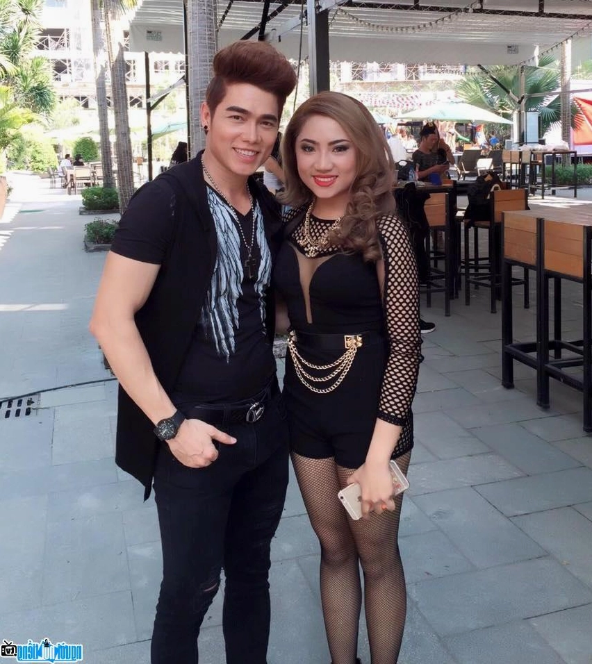 Lưu Chí Vỹ - Ca sĩ nổi tiếng Vĩnh Long
