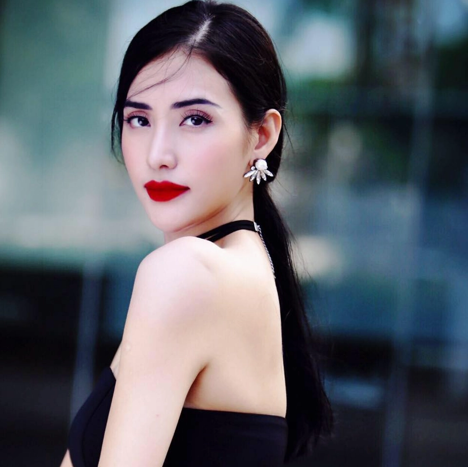 Mai Hồ với vẻ ngoài xinh đẹp