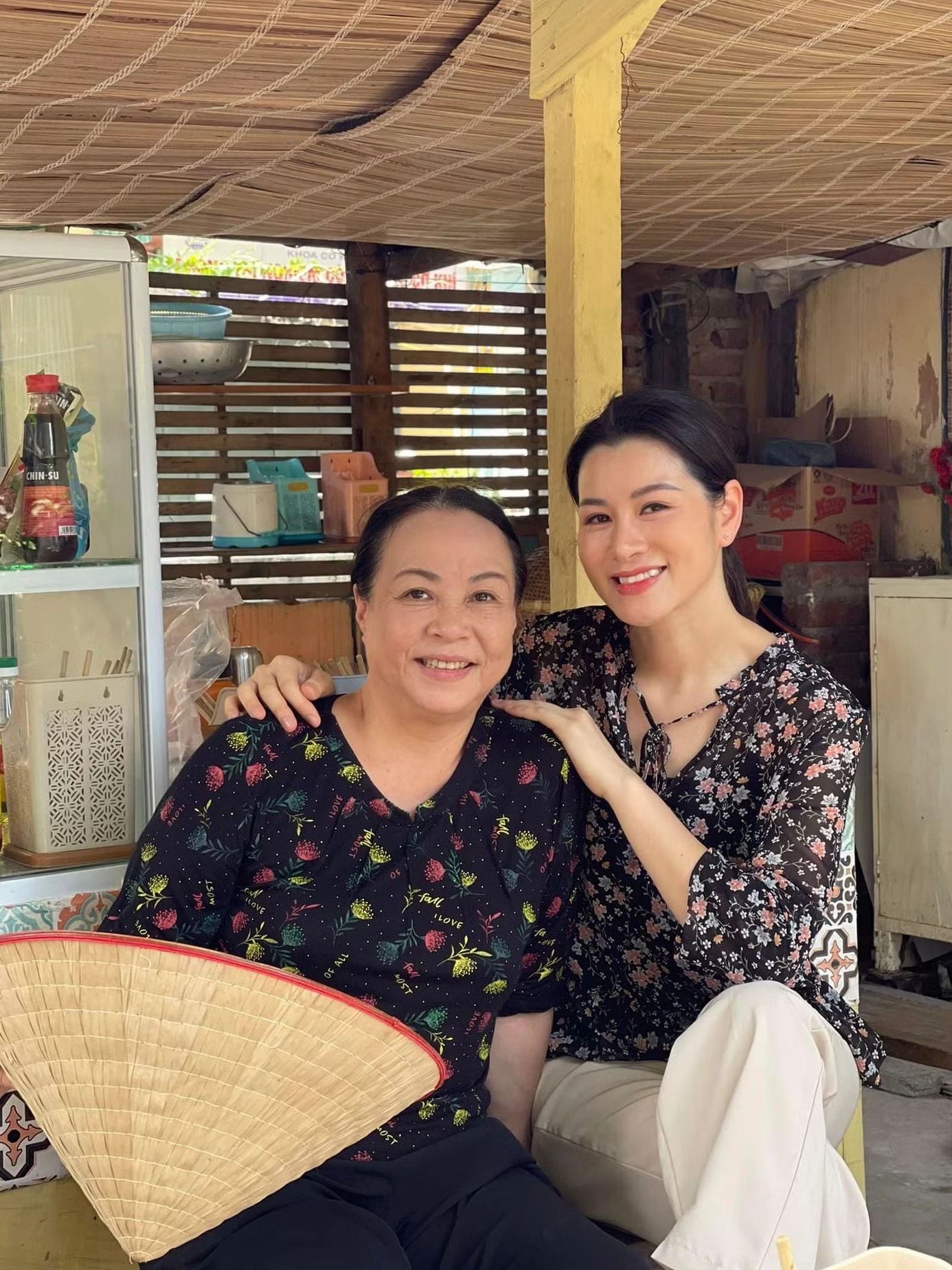 Mộng Mơ hoàn lương trong phim Thương Ngày Nắng Về