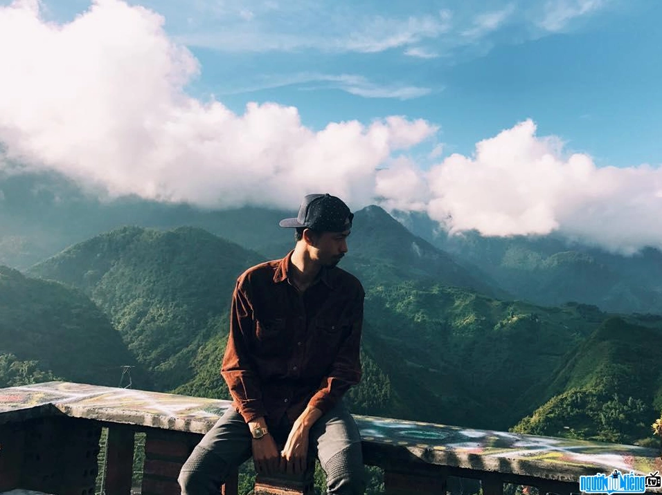 Một bức ảnh mới về rapper Đen Vâu