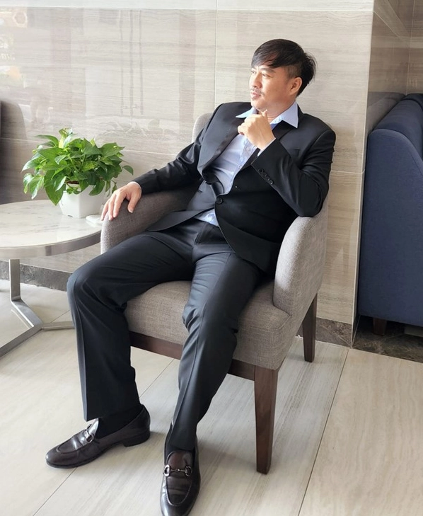Nam ca sĩ dòng nhạc bolero bị khởi tố về tội 'Xâm phạm quyền tác giả, quyền liên quan' - Ảnh minh họa 3