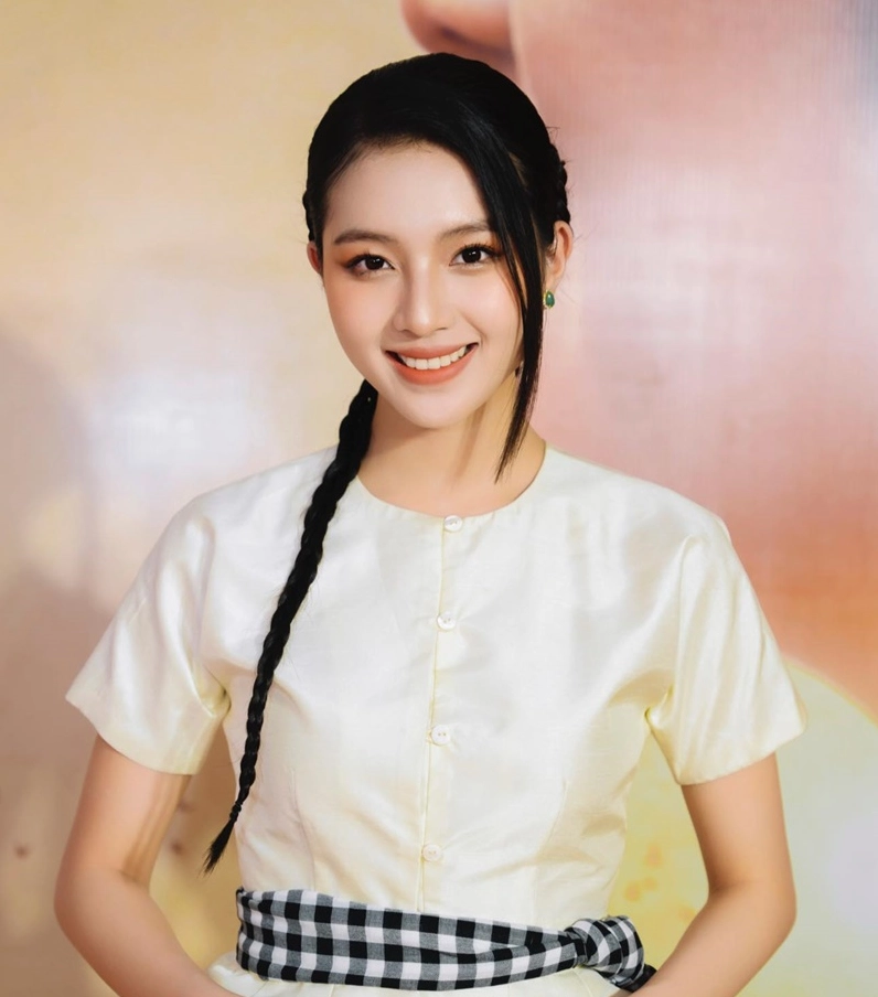 Nụ cười rạng rỡ của diễn viên Bích Ngọc