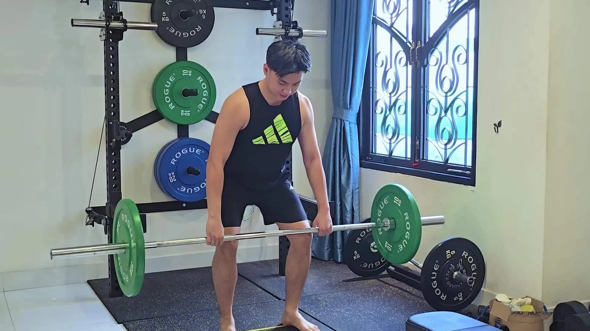 Phòng gym 80m2 trong biệt thự của Thu Hằng - Nam Vlog