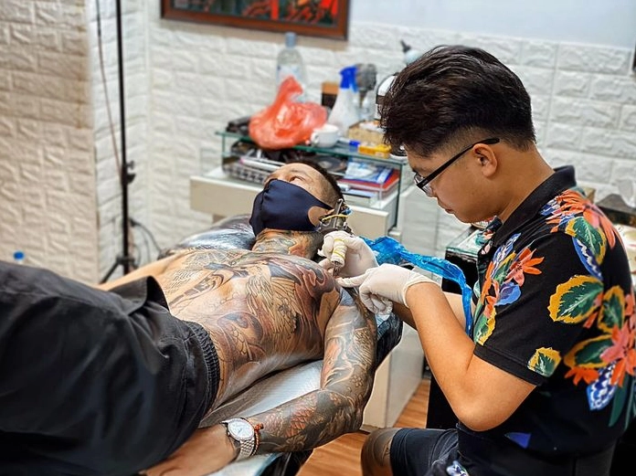 Phùng Quang Minh Tattoo hình ảnh 3