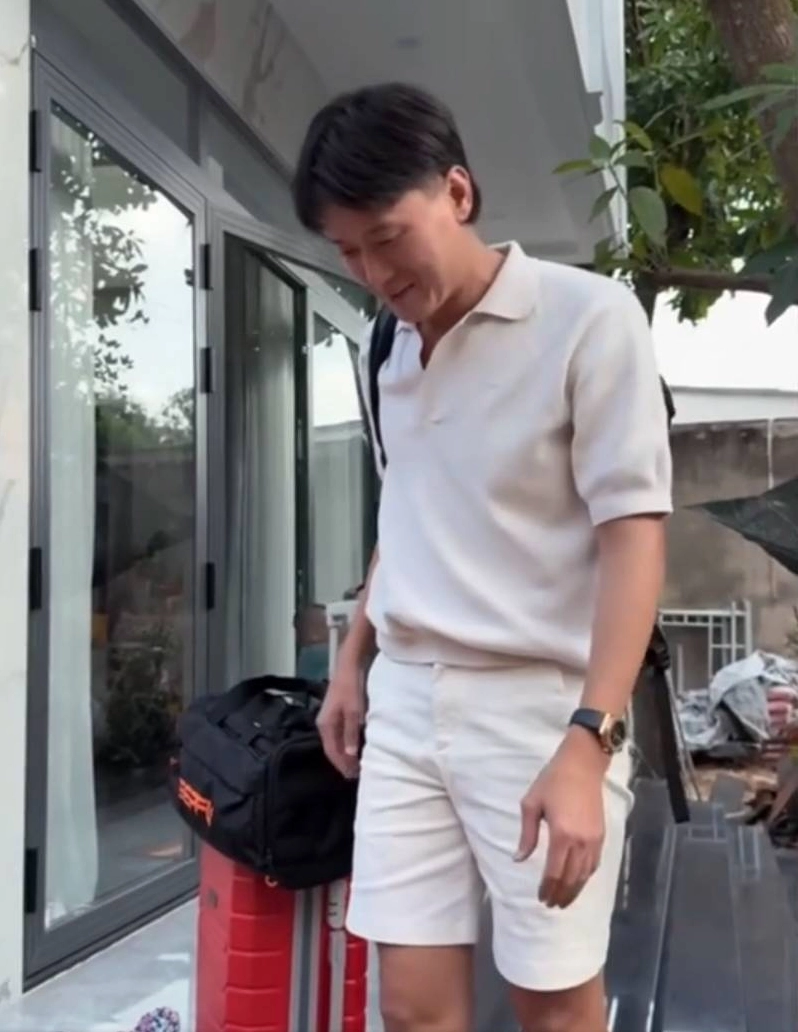 Quách Ngọc Tuyên và vợ