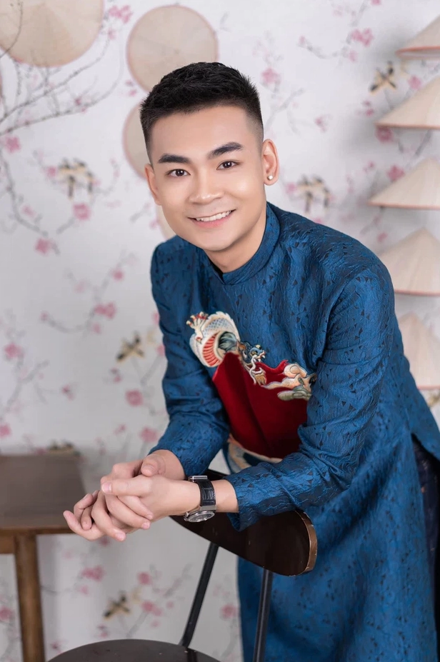 Quang Cuốn, QNT, Vodka Quang - Bộ 3 nam streamer cùng một cái tên đang khuấy đảo làng game Việt - Hình 1