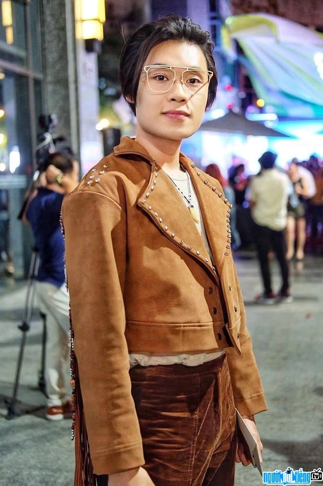 Quang Trung diễn viên trong MV parody