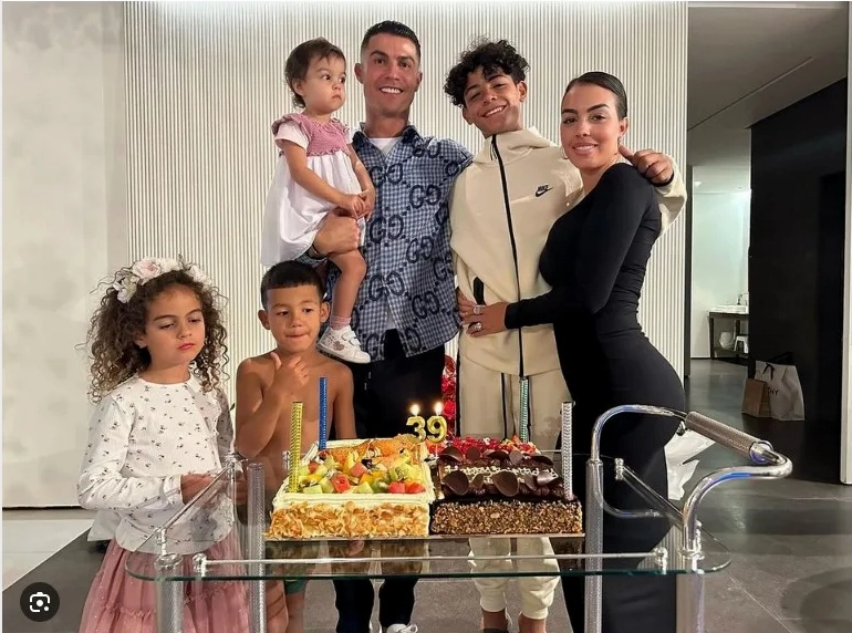 Ronaldo trong màu áo Manchester United