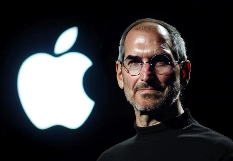 Steve Jobs giới thiệu iPod