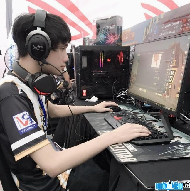 Streamer Boongminz always devotes himself with explosive games