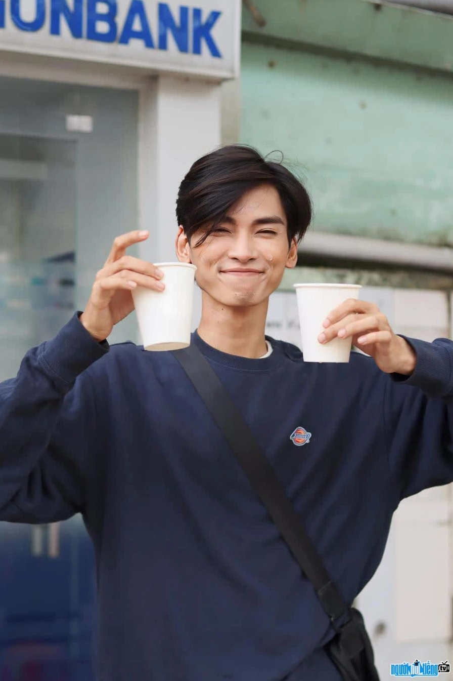 Tiktoker Sammy thu hút hàng triệu lượt follow trên nền tảng Titkok