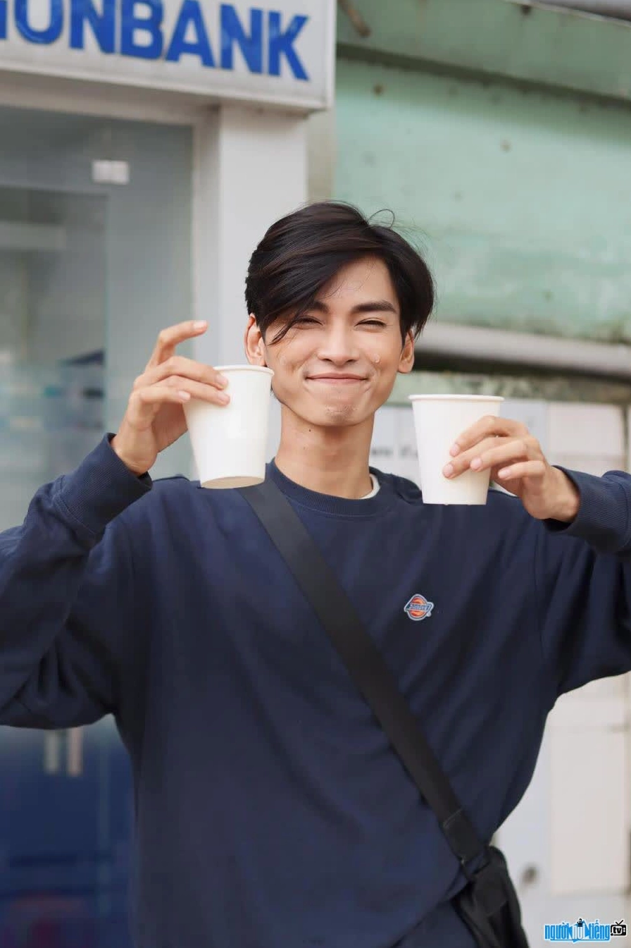 Tiktoker Sammy thu hút hàng triệu lượt follow