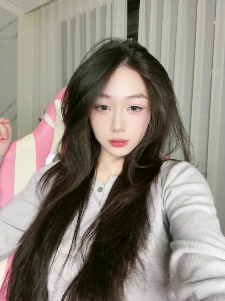 Trần Hà Linh và cuộc sống sau scandal