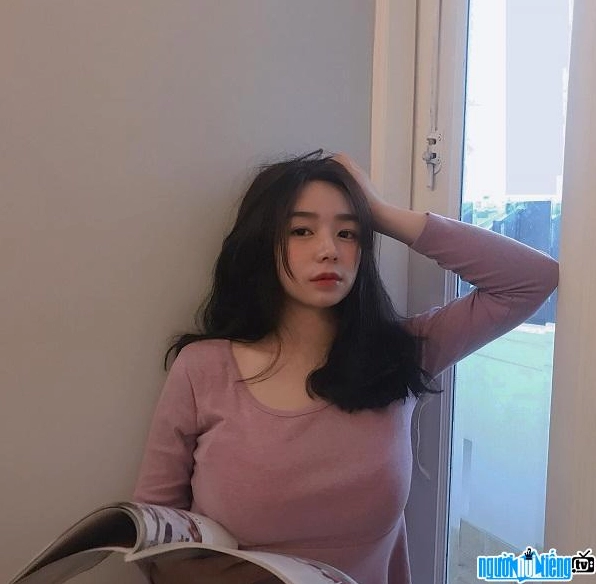 Trần Minh Thiên Di tươi tắn và rạng rỡ