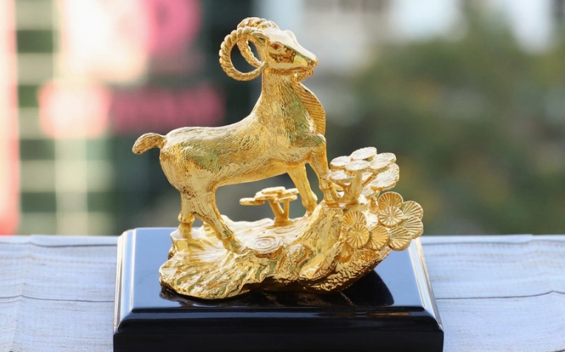 Tuổi Mùi nên kết hợp làm ăn với tuổi Hợi, Mão, Ngọ để đạt được nhiều thành công.