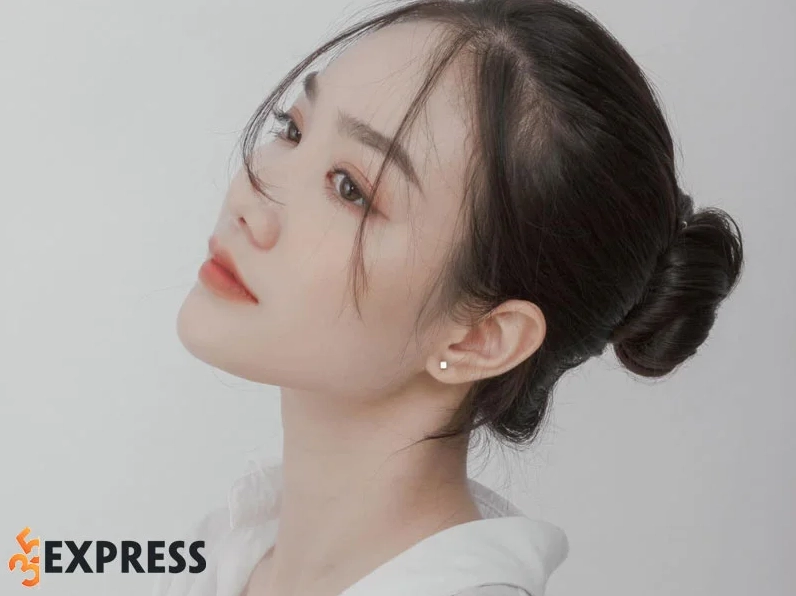 Tuyết Nguyễn trong một phân cảnh phim của FAPTV