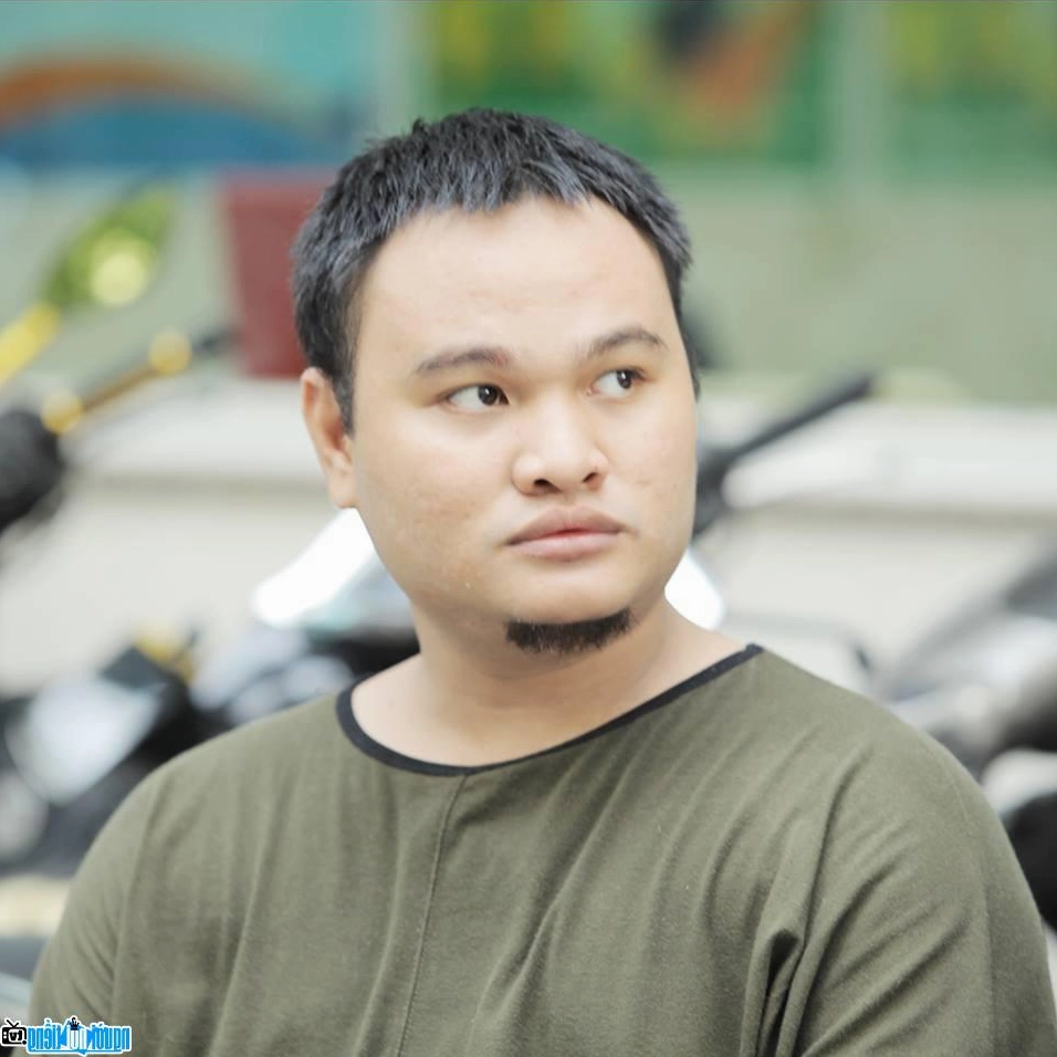 Vinh Râu - nghệ sĩ giả giọng Hoài Linh giống nhất