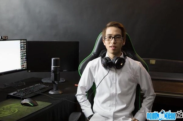 Viruss Streamer nổi tiếng của LMHT