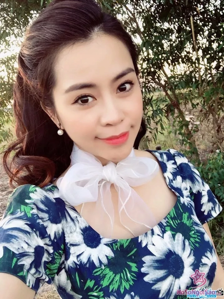 Vũ Ngọc Ánh trong một buổi chụp hình