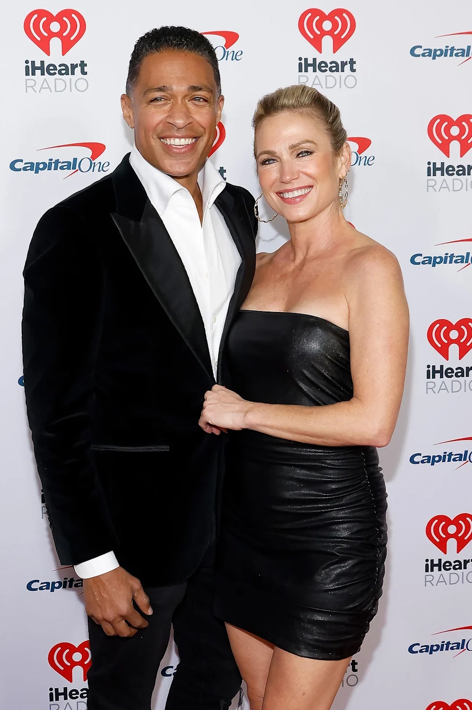 Andrew Shue, Elisabeth Shue và các thành viên gia đình