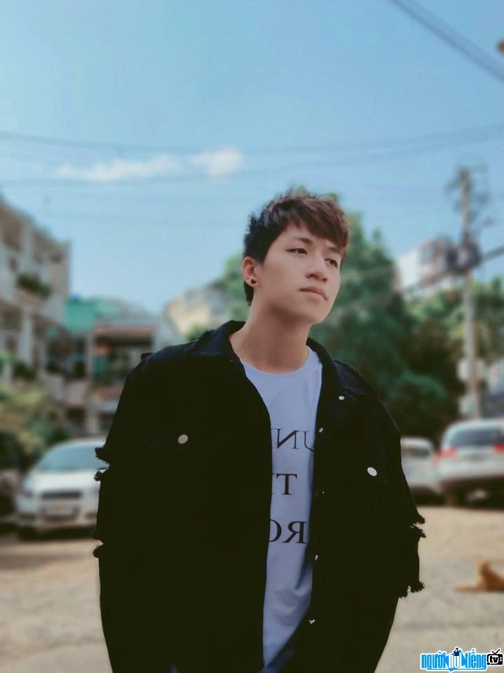 Ảnh chân dung Bùi Duy Ngọc